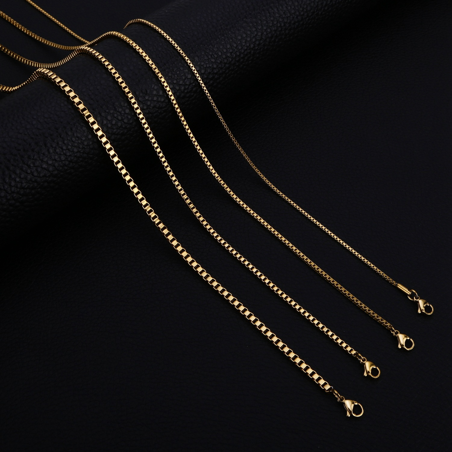 Premium Stainless Steel Box Chain Necklace – Luxury Square Link in Gold, Silver & Black