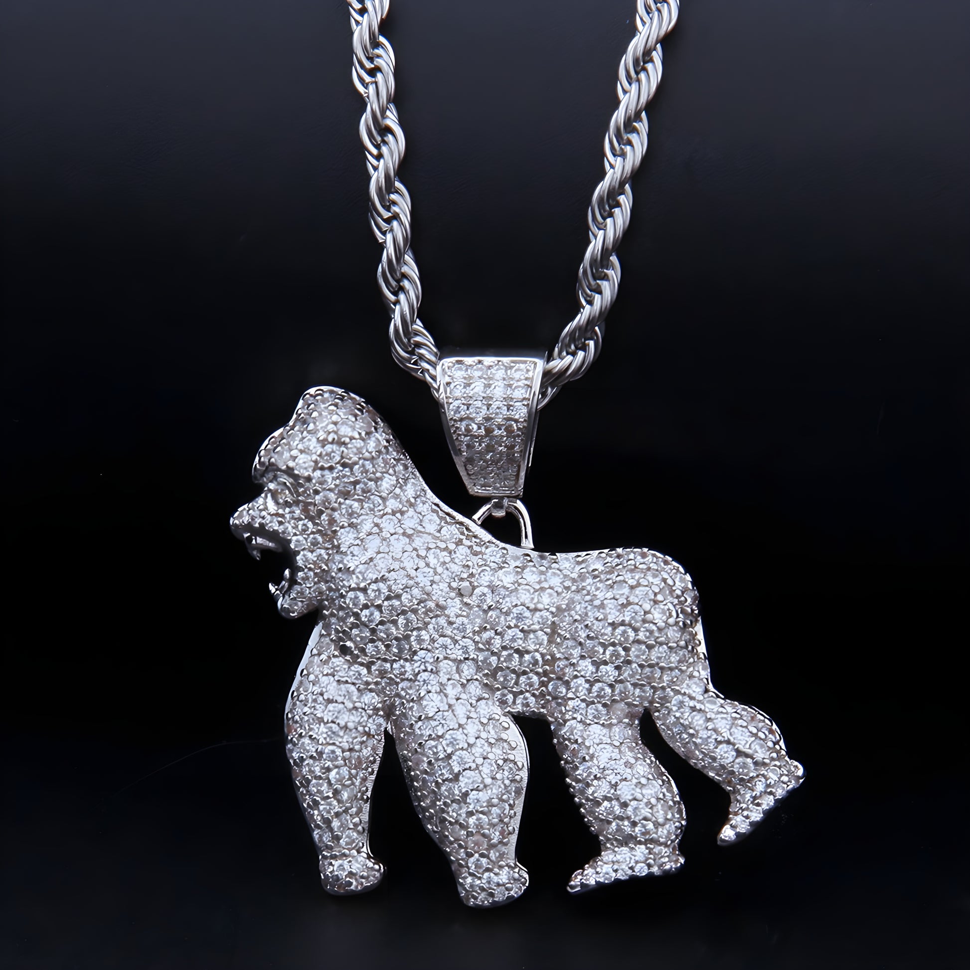 Roaring Gorilla Zircon Pendant Necklace – Gold-Tone Sculpted Statement Chain